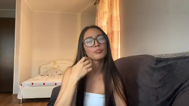 KamilahArcilla online show from 10.11.25