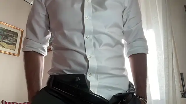 MarioDragon101  online show from 10.15.25