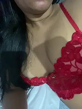 Snapshot of Brunamorenago chatting on 05.21.26 Brunamorenago online show from 05.21.26