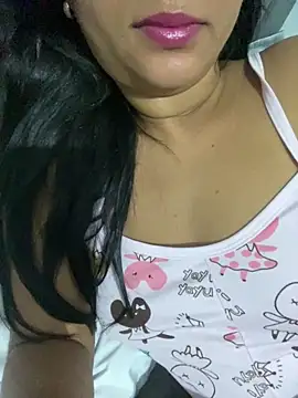 Snapshot of Brunamorenago chatting on 05.27.26 Brunamorenago online show from 05.27.26