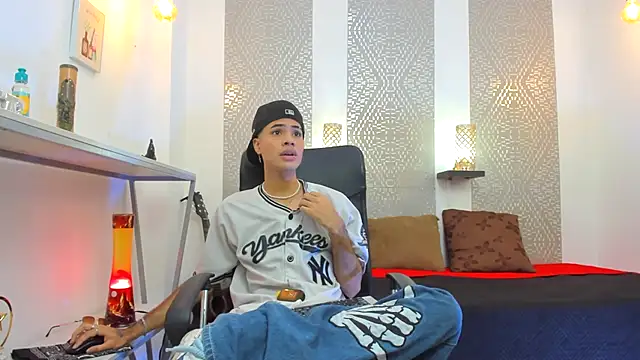 JacobBlackwell  online show from 10.13.25