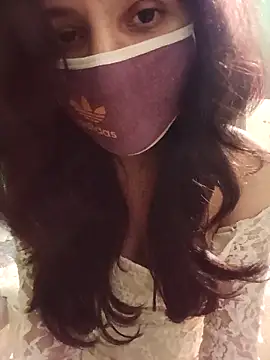 Snapshot of Hornyme18 chatting on 10.13.25 Hornyme18 online show from 10.13.25