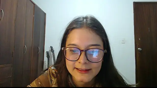 CarlaLorez online show from 03.06.26