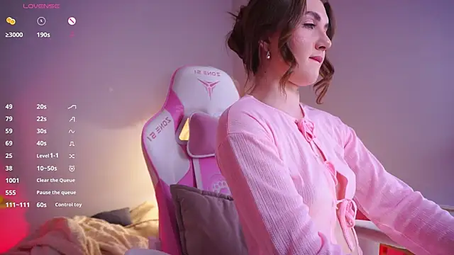 LureOfEva online show from 02.06.26