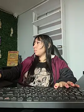 Damara Rolands- online show from 02.27.26