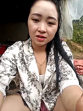 miemie-xx online show from 10.14.25