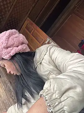 miemie-xx online show from 12.15.25