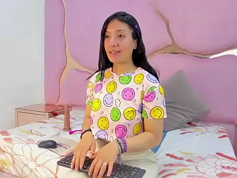 Zoe king19 online show from 10.07.25