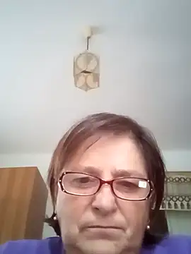 Snapshot of MilaCold5443 chatting on 10.10.25 MilaCold5443 online show from 10.10.25