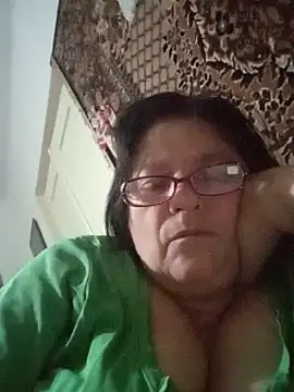 Snapshot of MilaCold5443 chatting on 02.15.26 MilaCold5443 online show from 02.15.26