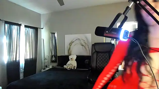 Myonnathegod online show from 11.09.25