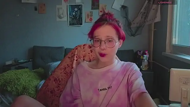 RubiReynnn online show from 10.07.25