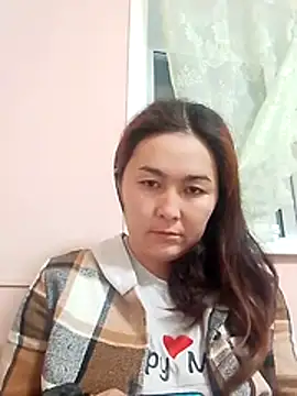 LunaKarina online show from 10.08.25