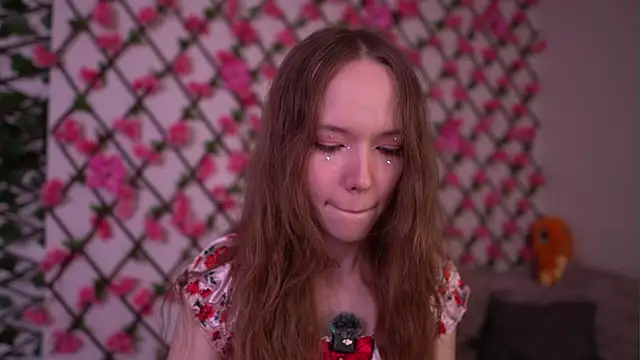 Petite Polly online show from 10.22.25