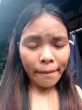 hello-cute online show from 10.15.25