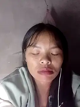 hello-cute online show from 10.20.25