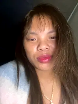 hello-cute online show from 12.18.25