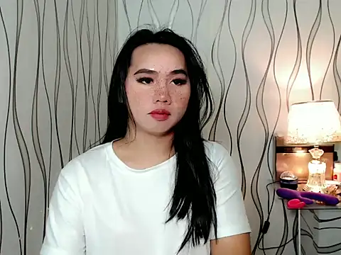 im ursweetheart online show from 10.10.25