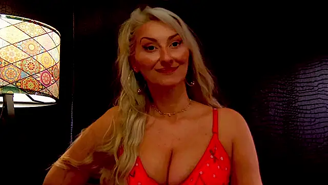 LeticiaReys online show from 12.03.25