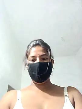 Snapshot of Hot_radhaji chatting on 10.17.25 Hot radhaji online show from 10.17.25