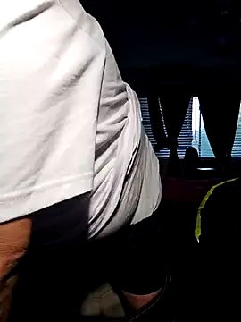 B1GLO online show from 11.29.25