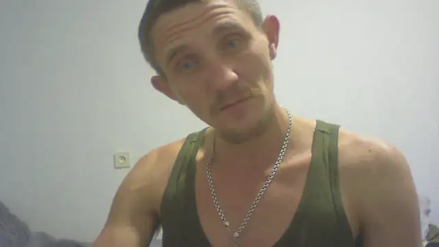 Twolatte online show from 12.22.25