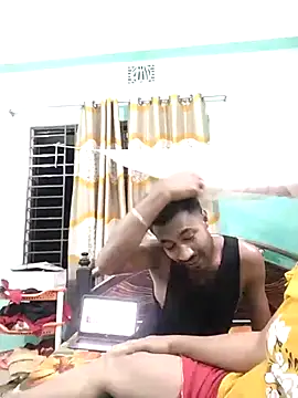 Snapshot of your_vedika1 chatting on 11.01.25 your vedika1 online show from 11.01.25