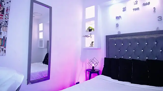 Emo Boy  online show from 01.18.26