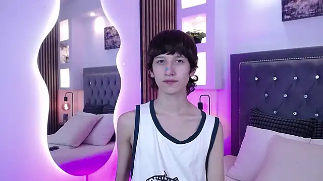 Emo Boy  online show from 04.02.26