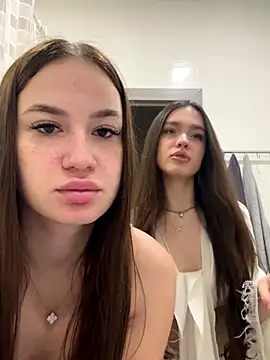 MayaGlow online show from 12.21.25