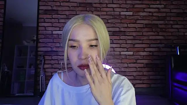 saya li1 online show from 11.20.25