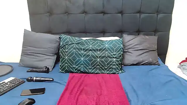 CaramelBootty online show from 02.18.26