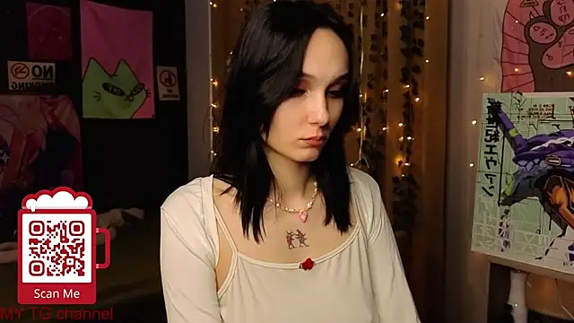 Snapshot of Aurisinst chatting on 02.12.26 Aurisinst online show from 02.12.26