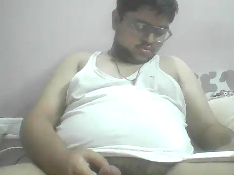 Snapshot of hotboy78624 chatting on 11.08.25 hotboy78624 online show from 11.08.25