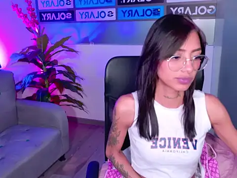 KarlaSlutSkinny   online show from 10.08.25