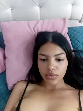 MeganHillss online show from 11.08.25