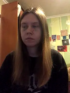 LunaVirelle online show from 10.21.25