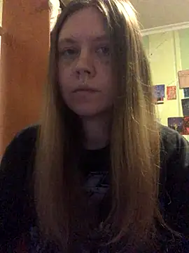 LunaVirelle online show from 11.19.25