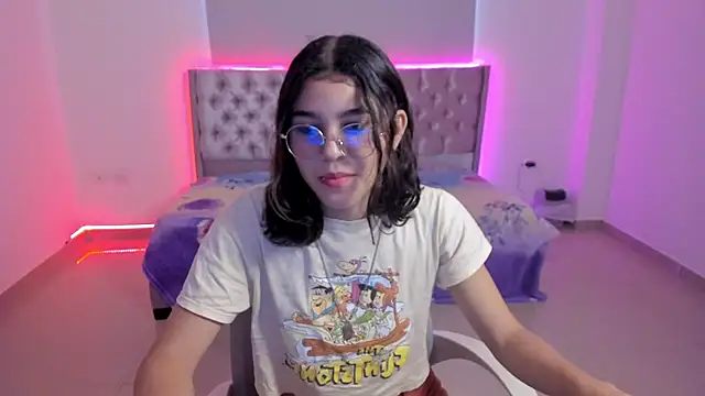 beiby glow online show from 10.10.25