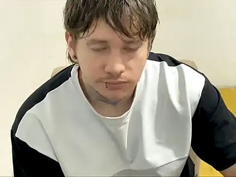 Snapshot of Skol_100802 chatting on 02.27.26 Skol 100802 online show from 02.27.26