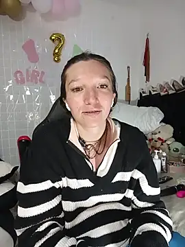 Lucy colee online show from 04.15.26