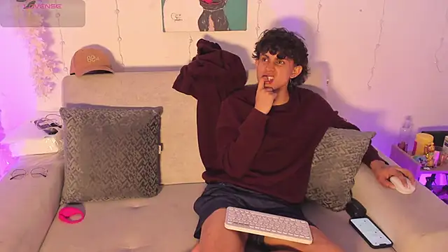 lua boy online show from 03.10.26