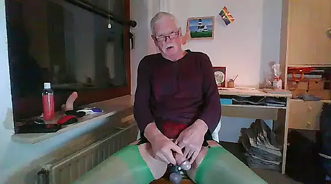 super-snoopy online show from 12.23.24