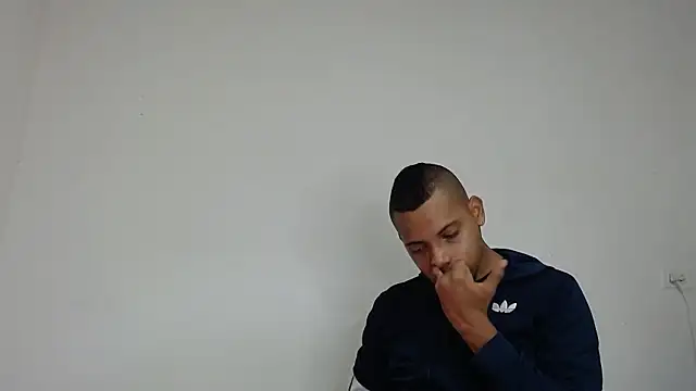 Snapshot of drako_monster chatting on 02.26.26 drako monster online show from 02.26.26