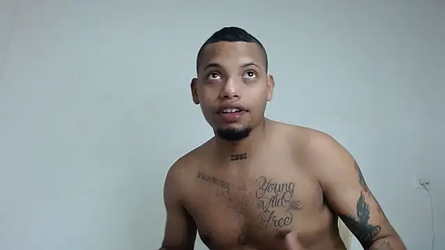 Snapshot of drako_monster chatting on 02.28.26 drako monster online show from 02.28.26