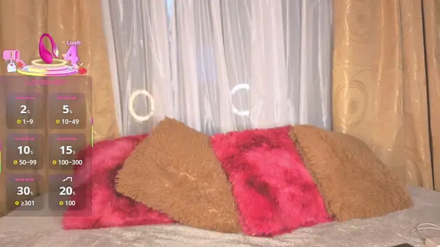 Victoria Jonhss online show from 11.13.25