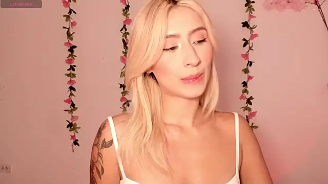 Ashleyroys 111 online show from 02.16.26