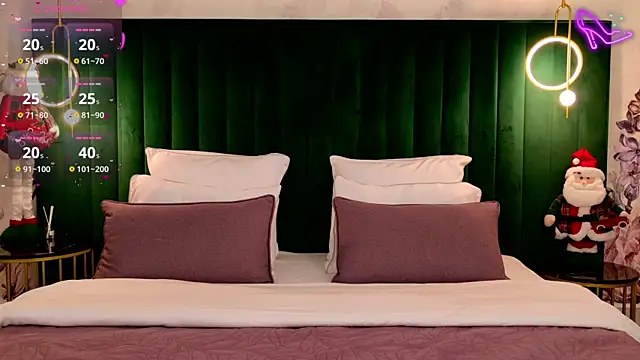 ClaireMathis online show from 12.19.25