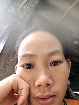 gio-thu online show from 10.19.25