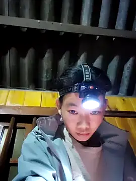 gio-thu online show from 11.18.25